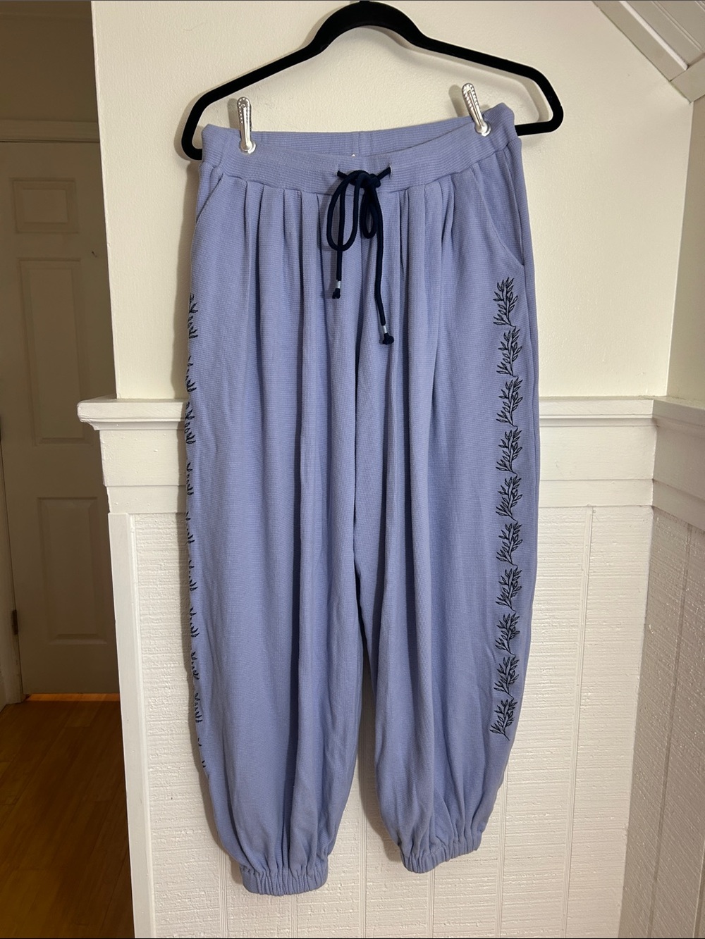 POL thermal jogger pants Balloon pants boho embroidered size medium - Picture 2 of 8